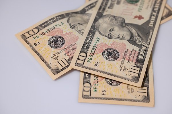 Comprendre le salaire médian en France : ce qu'il faut savoir